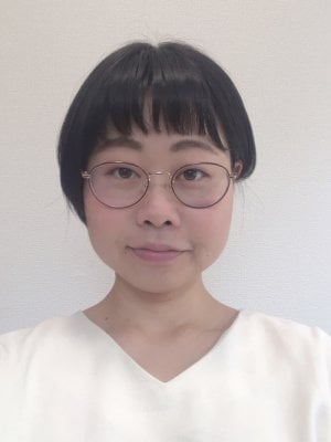 くま消しをし、肌色は「華やか」をチョイスした場合
