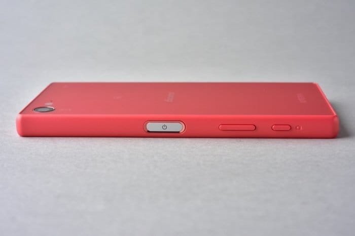 Xperia Z5 Compact SO-02H