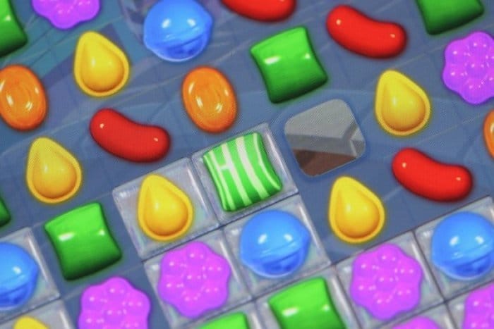 キャンディークラッシュ 不思議な中毒性の高さで世界中のプレイヤーが熱中するパズルゲーム 男性ボイスが耳に残って離れない アプリオ キャンディークラッシュ 不思議な中毒性の高さで世界中のプレイヤーが熱中するパズルゲーム 男性ボイスが耳に残って離れない アプリオ