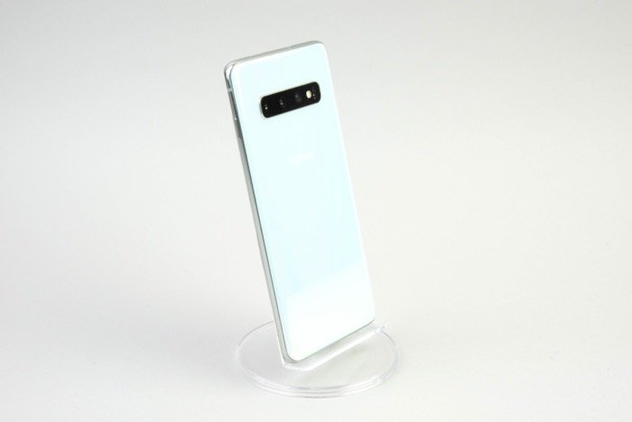 Galaxy S10」レビュー、注目のディスプレイやカメラをiPhone XS