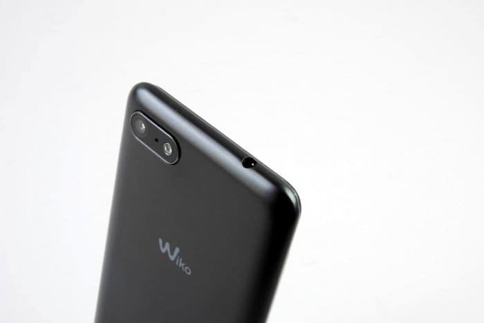 全国宅配無料 Wiko「Tommy3 Plus」レビュー、1万4800円の格安スマホはどこまで スマートフォン本体