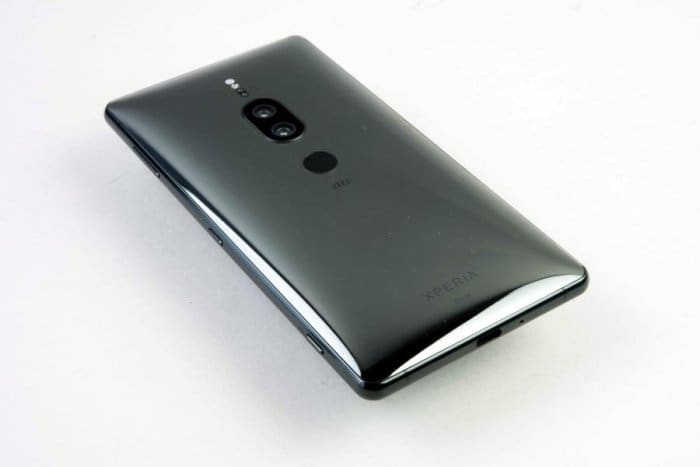 Xperia XZ2 Premium」レビュー、ライバル機と比較した魅力と弱点とは