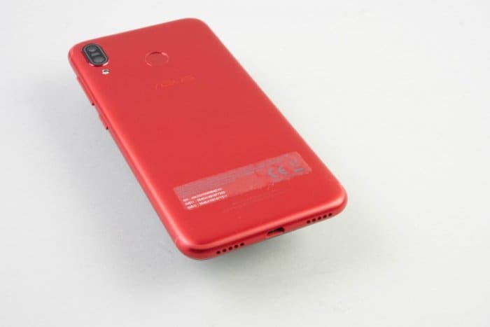 ZenFone Max M1」レビュー、格安で電池長持ちのSIMフリースマホは