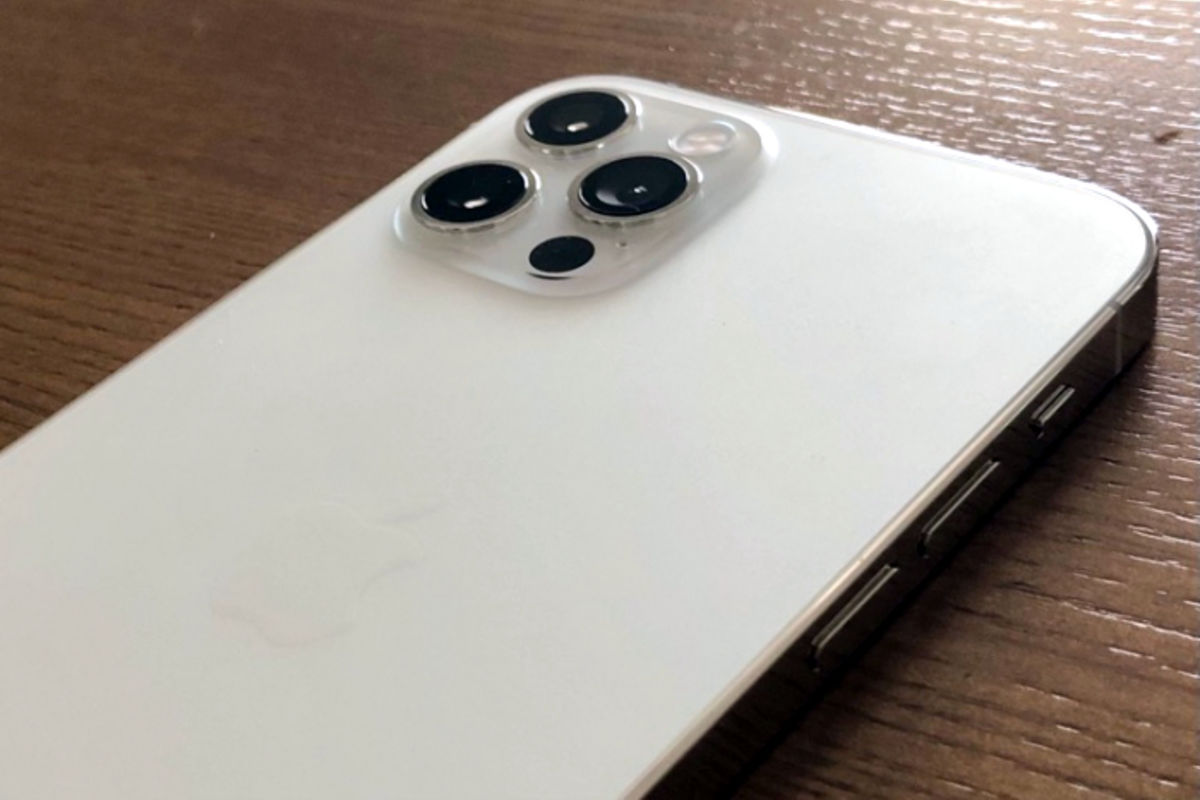 iPhone 11 128G SIMフリー 美品 カメラシャッター音なし設定可 