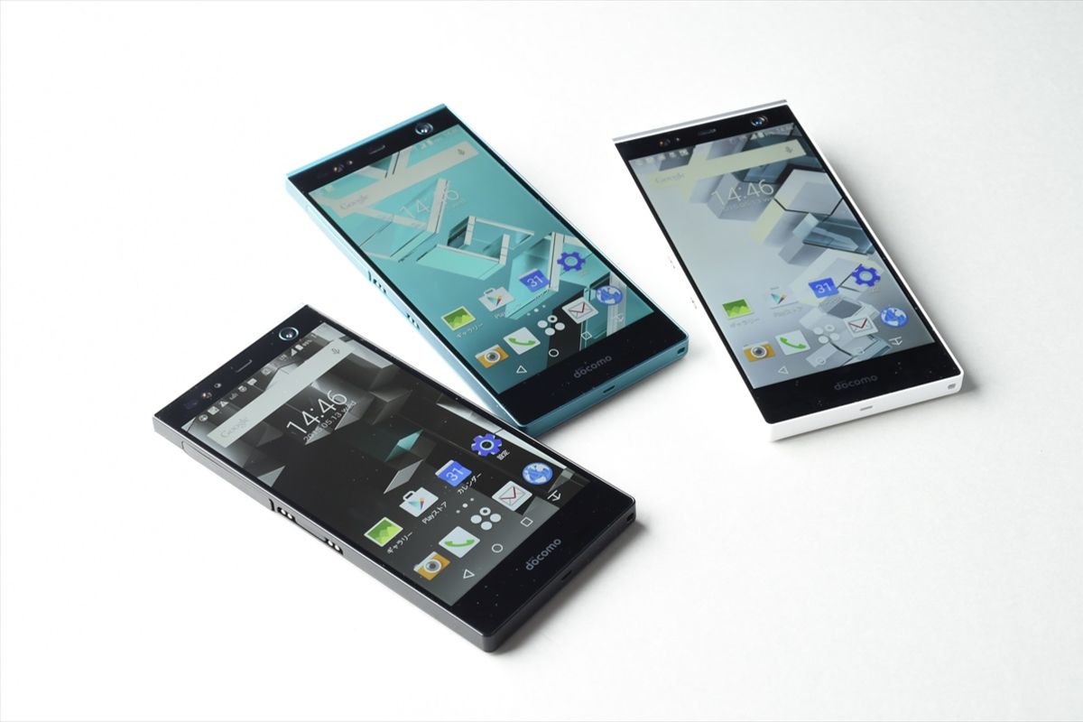 虹彩認証で”見るだけログイン”も、ドコモ「ARROWS NX F-04G