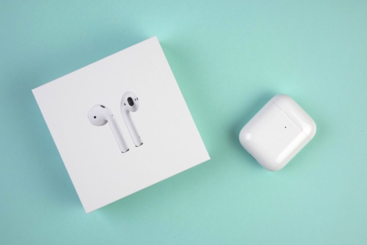 第2世代「AirPods」レビュー、進化した完全ワイヤレスイヤホンを第1 