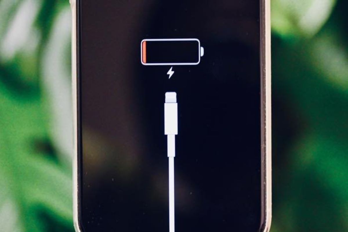 iPhoneが「充電できない」時に考えられる10の原因と対処法 | アプリオ