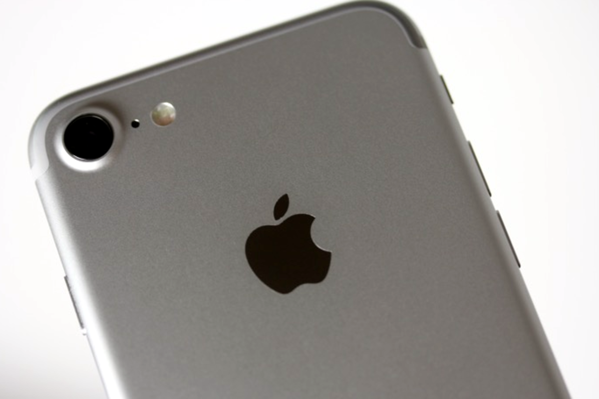 現場のプロが選ぶ おすすめiphoneケース Xperiaスマホカバー 人気ランキング ヨドバシカメラ新宿西口本店編 アプリオ