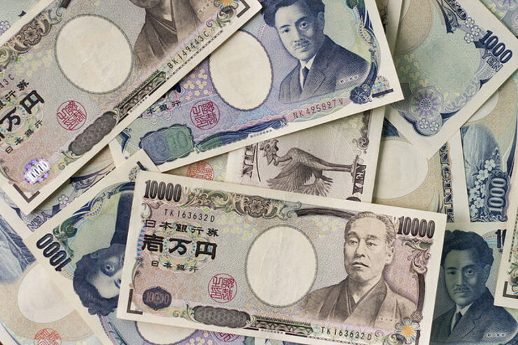 スマホ料金、大手3キャリアと格安SIMで3.6倍の開き　MMD調査