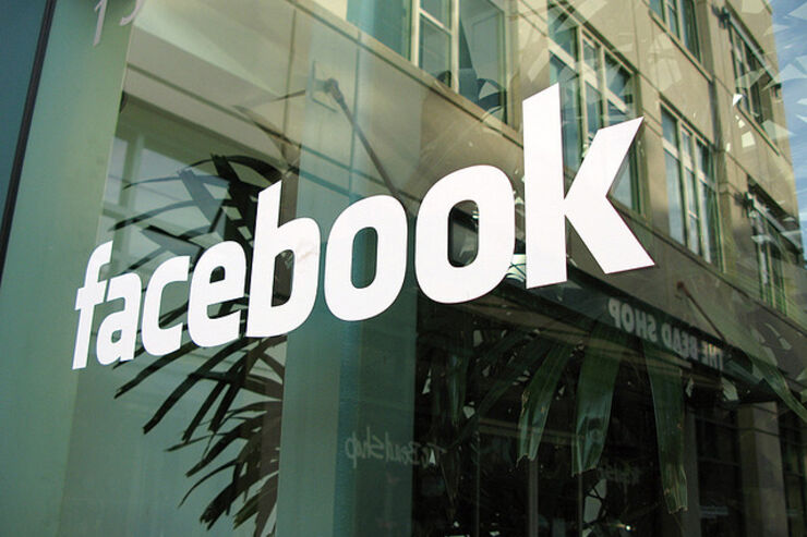 Facebook、「釣り記事」をニュースフィードから排除へ