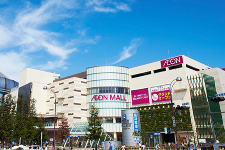 イオンが本気、全国1,600店でスマホ活用の「ウルトラ集客」加速　店舗で撮った商品の即配などリアルとネットで顧客囲い込む
