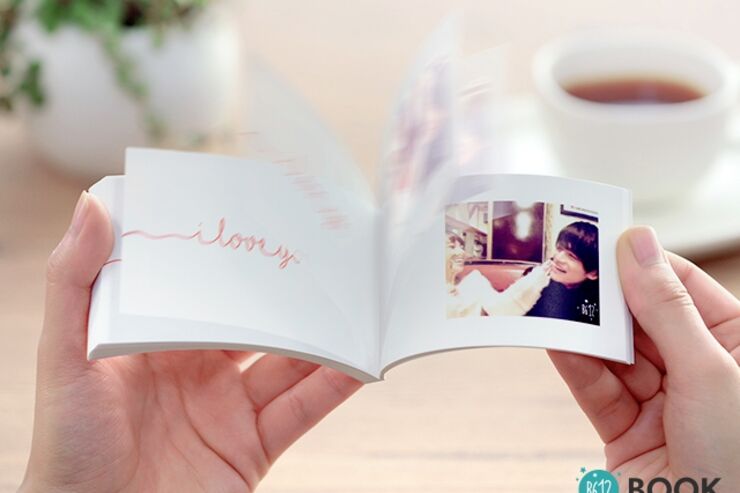 LINE、自撮りカメラからパラパラ実写フォトブックを作れる「B612 BOOK」を開始