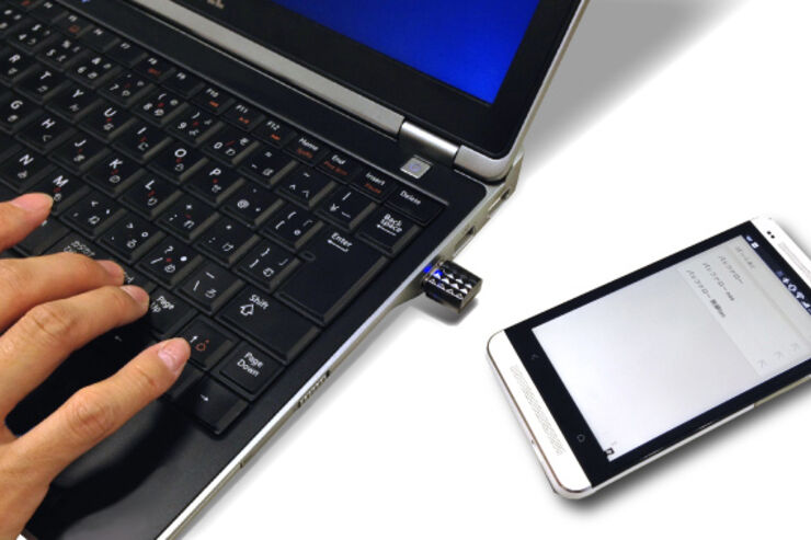 タッチパネルなんて要らなかった？スマホ・タブレットをPCのキーボード・マウスで操作できるBluetooth HID送信機が登場