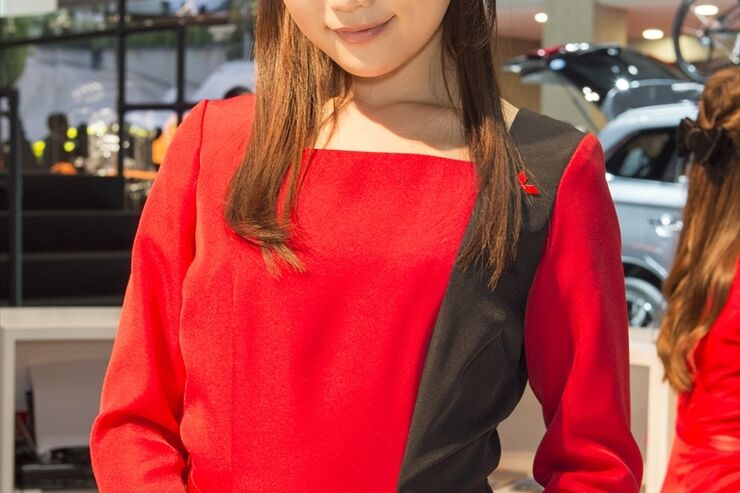 コンパニオン写真ギャラリー 5：東京モーターショー2015