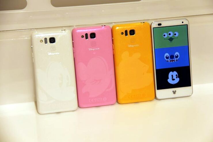 「Disney Mobile on SoftBank DM015K」レビュー・スペック一覧