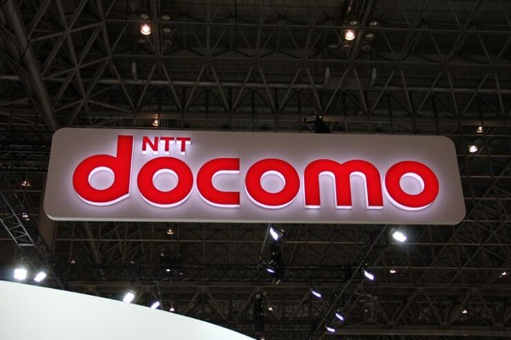 NTTドコモ、3万7100件の純増に転じる　iPhone発売から1ヶ月