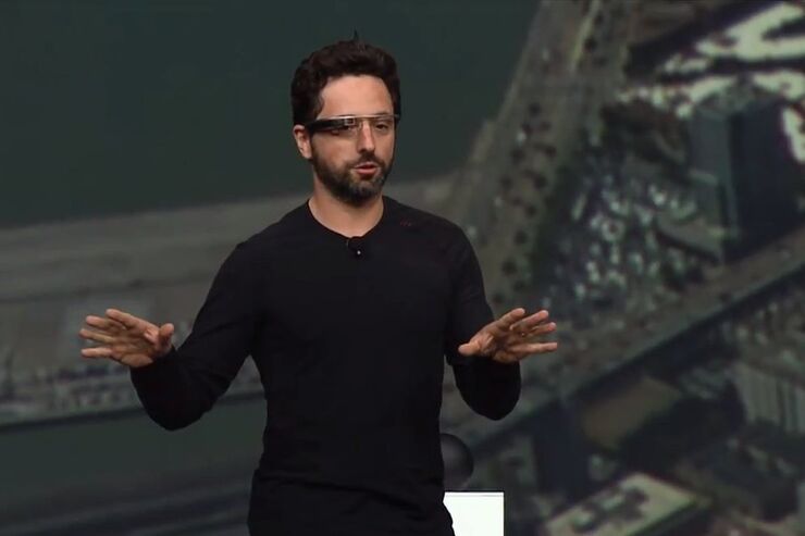 メガネ型端末「Google Glass」でスカイダイビングを生中継、Googleの目指す未来とは