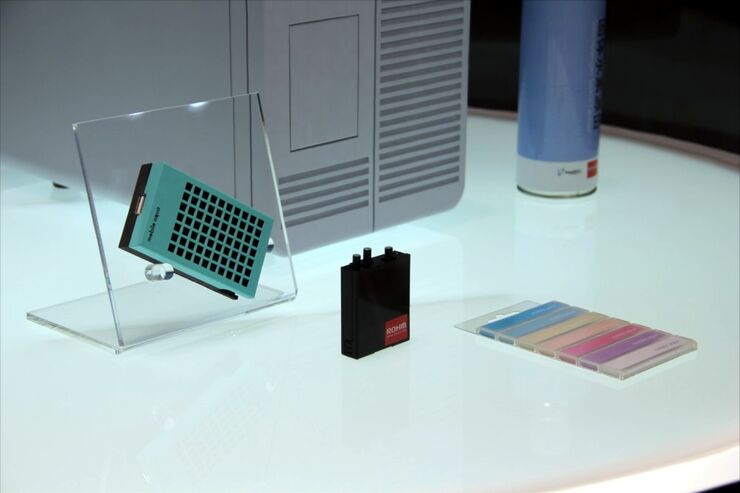 小型・軽量で高出力、20年寿命の次世代モバイルバッテリー「固体水素燃料電池」をロームや京大が開発 #CEATEC