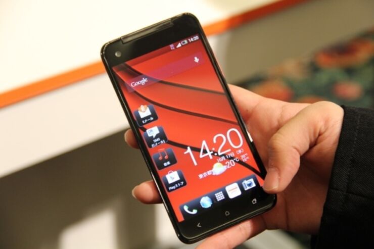 HTC J butterfly HTL21 スペック