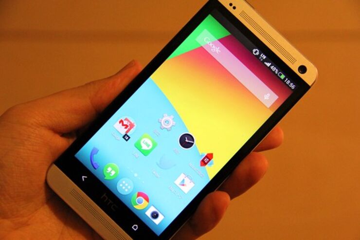 「Nova Launcher」がアップデート、Android 4.4 KitKat風の外観を楽しめるように