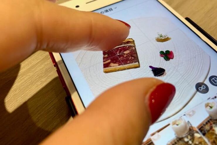 【インスタグラム】フィード投稿に適した写真のサイズとは？余白を利用した投稿方法も