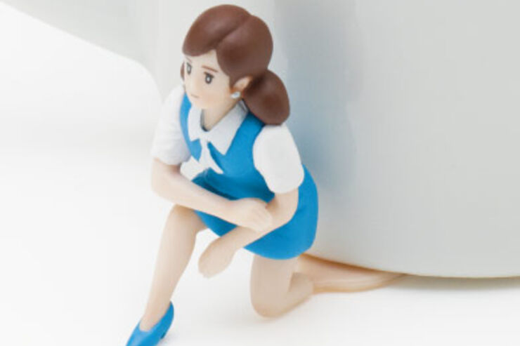コップのフチ子、底に移籍して「コップのソコ子」へ