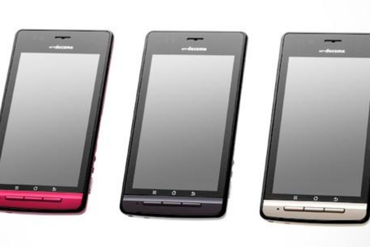 ドコモ「LUMIX Phone P-02D」がOSバージョンアップ、Android4.0に対応