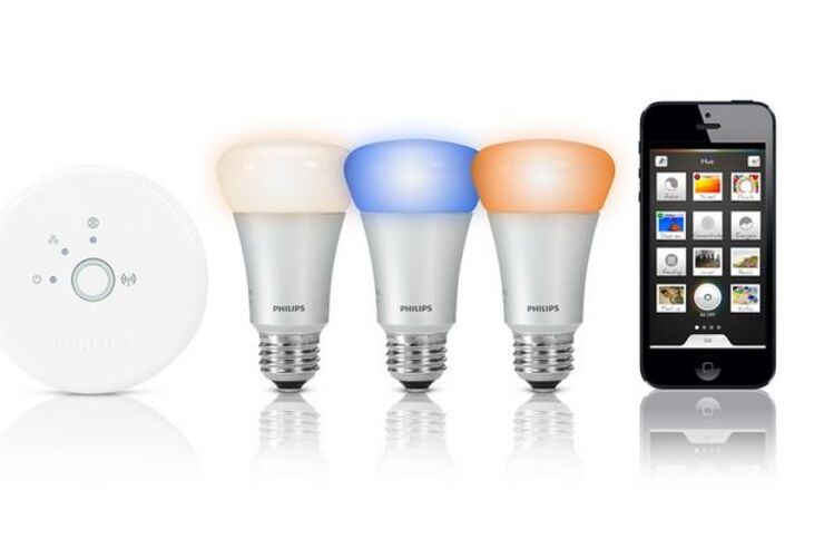 Philips、スマホから色や明るさを変更できるLED照明「Philips Hue」を発売