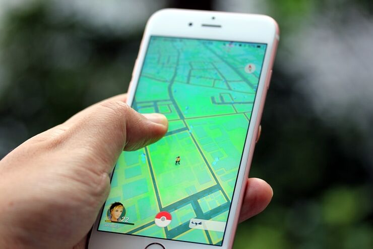 【ポケモンGO】効率アップ、指1本でマップを拡大・縮小させるテクニック　片手操作時に便利