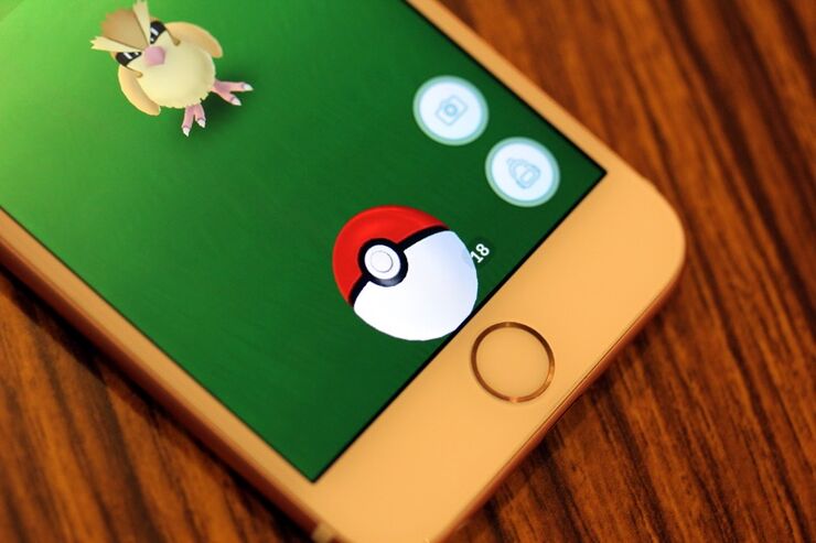 【ポケモンGO】右利きプレイヤーの死角、ボールの残り個数を確認する2つの方法