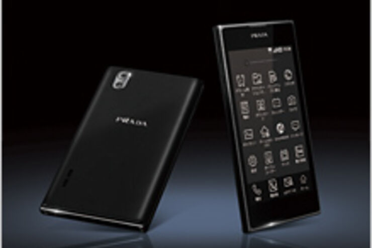ドコモ「PRADA phone by LG L-02D」のアップデート、2月27日開始