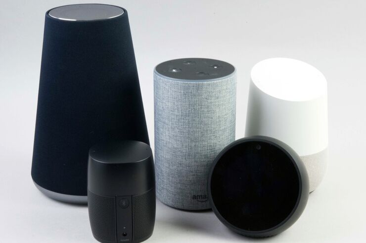 どれがおすすめ？ 一番わかりやすい「スマート（AI）スピーカー」の選び方【Echo／Google Home／Clova】