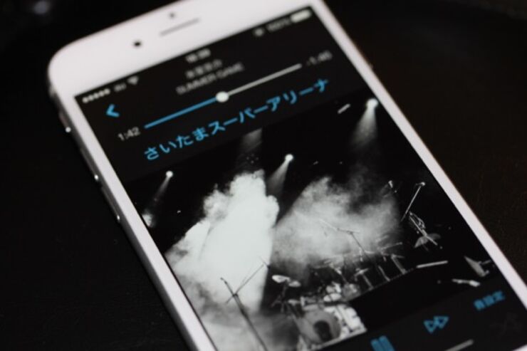 iPhoneに保存した音楽が武道館の音質に変わる、いつもとは違うサウンドを「RealLive」で