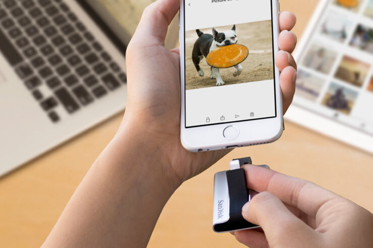 iPhoneに直挿し、Lightning/USBコネクタ搭載のフラッシュメモリ登場　PCへのデータ転送に便利
