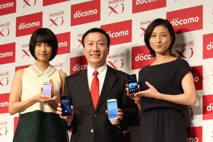 ドコモが「2012冬モデル」を発表、「Xperia AX」や「Galaxy Note II」などスマートフォンは全10機種