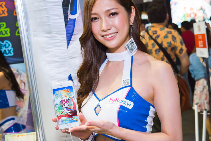 【東京ゲームショウ2016】コンパニオン写真ギャラリー4：各ブースを彩る魅惑の美女たち(2)