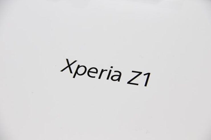 Sony、Xperia Z1などにLINEをプリインストール　インドで