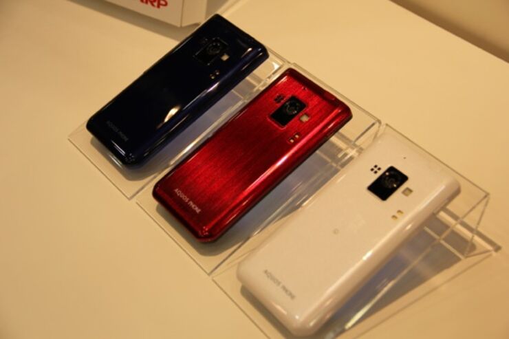 AQUOS PHONE ZETA SH-02E