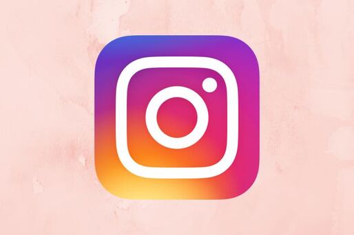 Instagram　ストーリー　お題スタンプ