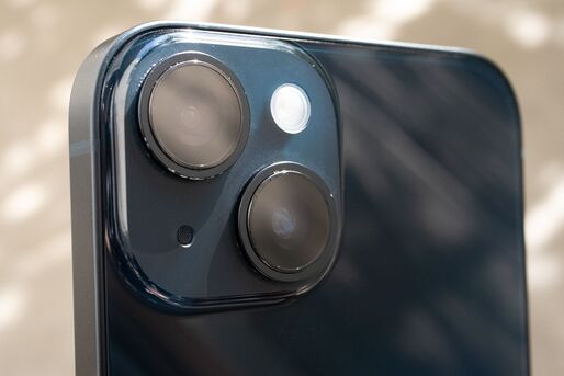 【実録】イオシスの中古iPhoneってどう？ 実際にBランクを買ってバッテリーや傷などを徹底チェック
