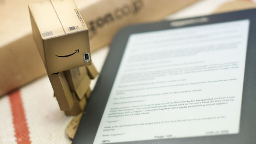 米Amazonが電子書籍端末「Kindle」を4月国内発売へ、無料でドコモ回線を利用