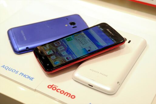 ドコモ「AQUOS PHONE ZETA SH-06E」が5月24日より発売予定、事前予約は5月16日から
