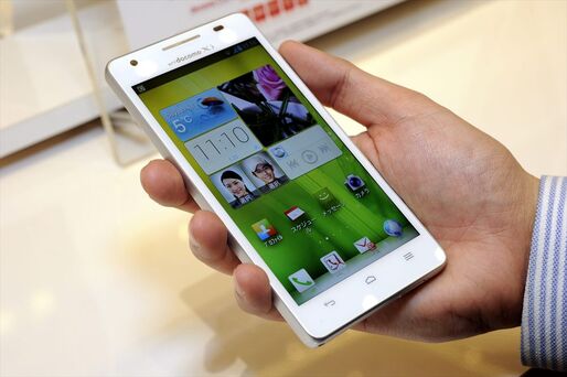ドコモ「Ascend HW-01E」と「AQUOS PHONE SH-01D」がアップデート