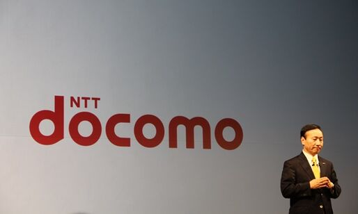 ドコモ、解約しやすく　2年縛りの解約金がかからない期間を2カ月に延長