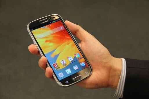 ドコモが「GALAXY Note II SC-02E」「GALAXY SIII α SC-03E」「GALAXY S II SC-02C」のアップデートを一時中断