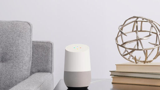 グーグル、スマートスピーカー「Google Home」を日本で発売　価格は1万4000円