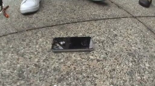 iPhone4S対Galaxy S2 落下試験対決の勝者は