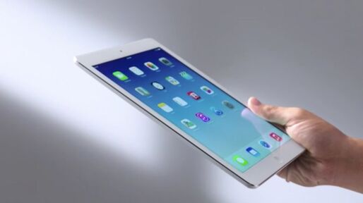 Apple、大幅に軽量化した「iPad Air」とRetinaディスプレイ搭載の「iPad mini」を発表