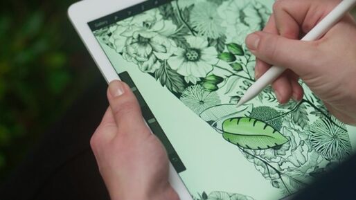 アップルが9.7インチ型「iPad Pro」を発表、3月31日発売で6万6800円から