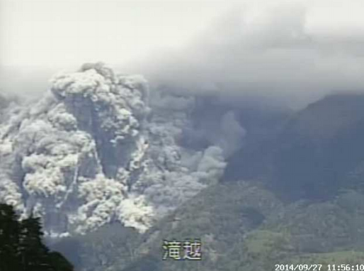 御嶽山噴火、登山者がTwitterやYouTubeで噴火1分前や直後の様子を伝える